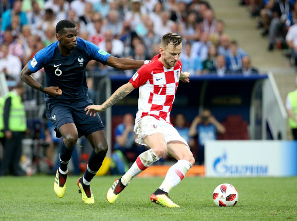 斯在转会市 斯在转会市