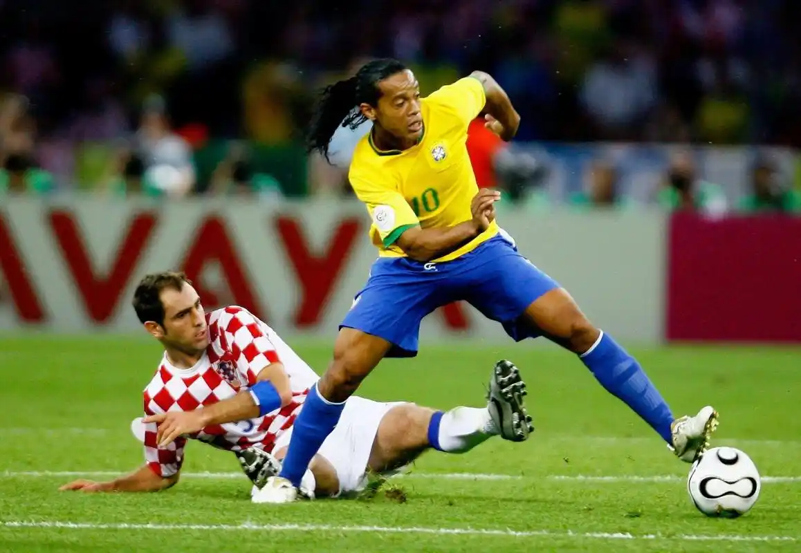 姆巴佩在本 姆巴佩在本